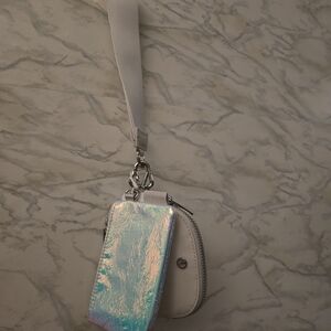 30 Lululemon Dual Pouch Wristlet Set Iridescent Bone